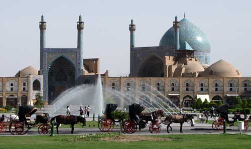 Isfahan Travel Guide