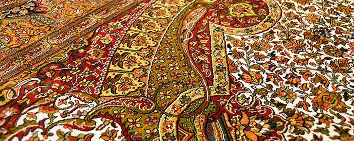 Persian/Iranian carpet