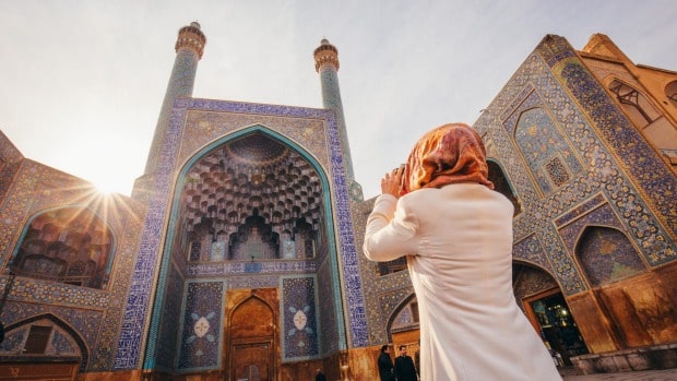 Can you travel independently in Iran