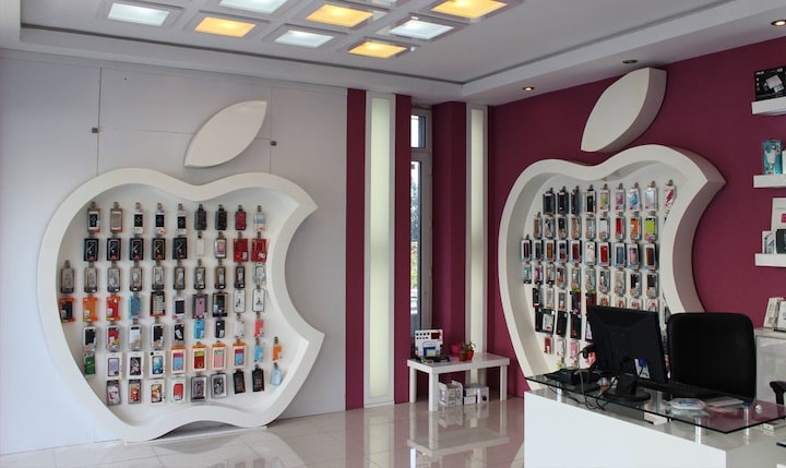 Apple stores in Iran - surprises in Iran