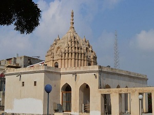 Hindu Temple in Bandar Abbas - Iran cities and islands tour