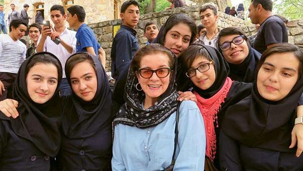 Iranian Girls , Facts about Iranian