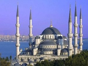 Sultan-Ahmed Mosque in Istanbul, Turkey - Asia Tour