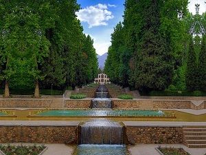 shazdeh garden -Iran Zoroastrian tour